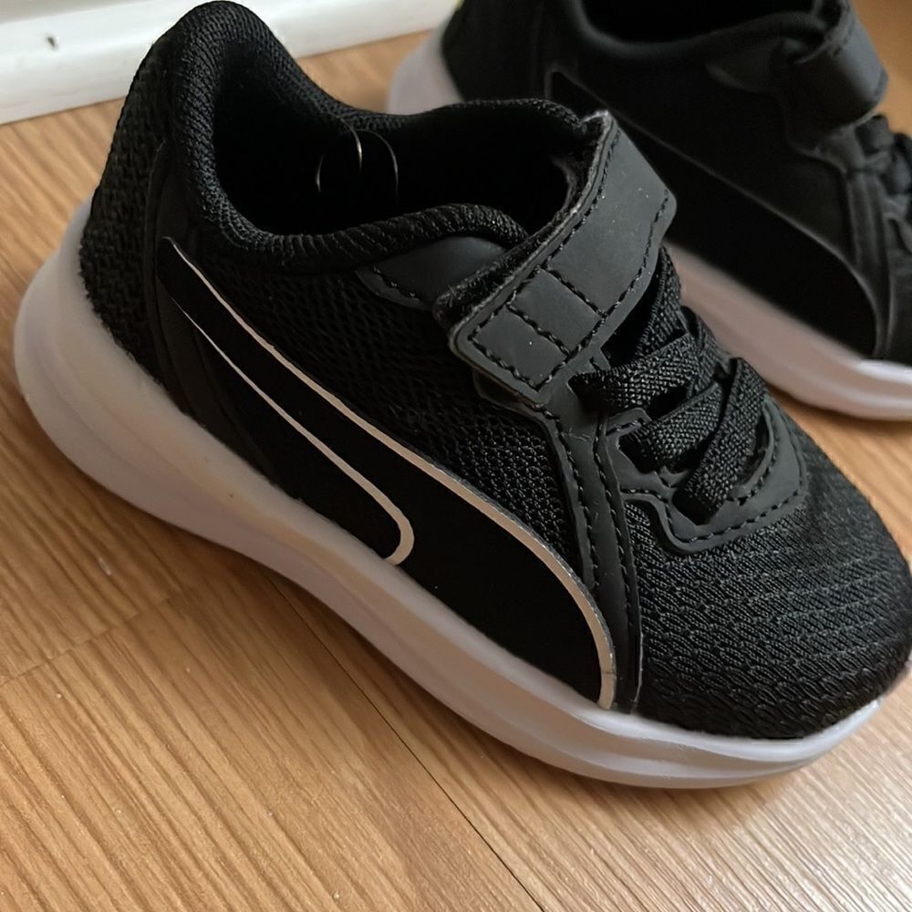 PUMA SIZE 4 KINDER-FIT Shoes